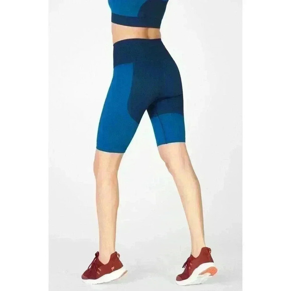 Fabletics High-Waisted Seamless Block Athletic Short Midnight Navy - Picture 2 of 11